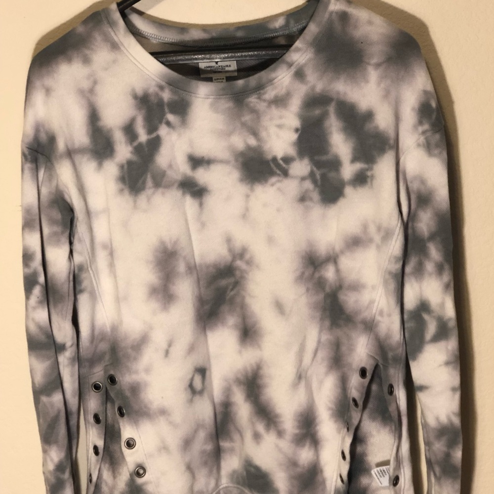 American Eagle tie dye sweater!